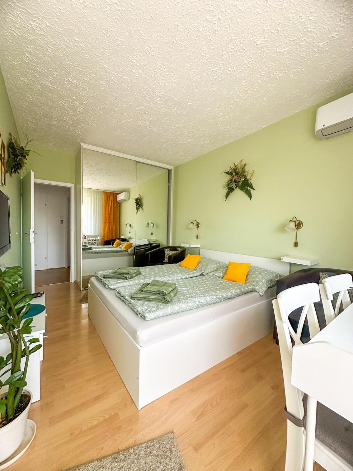 Aloe Apartman Sopron Ngoại thất bức ảnh